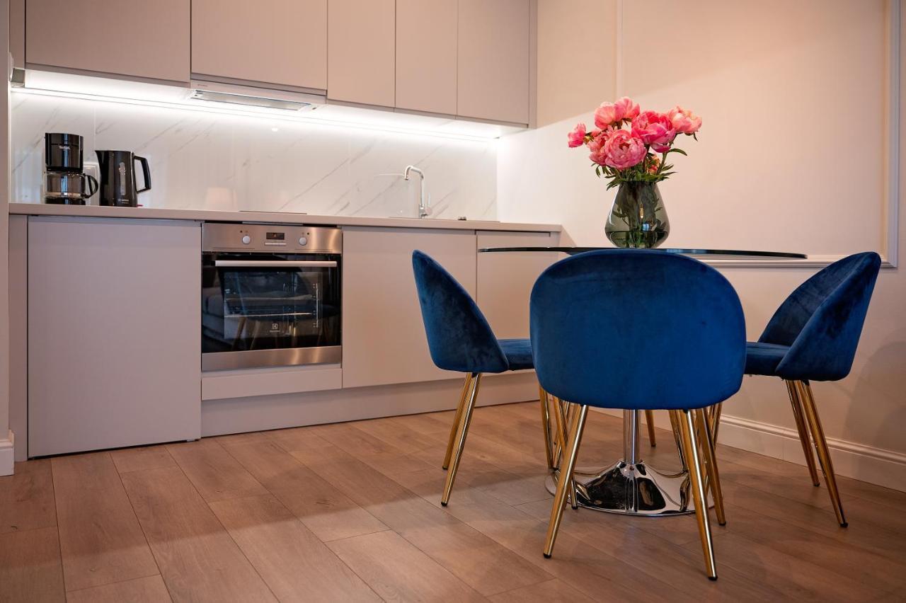 Mennica Residence - Grzybowska 43A Warsaw Luaran gambar