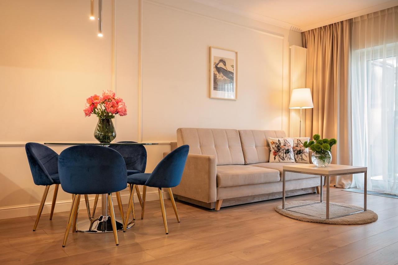 Mennica Residence - Grzybowska 43A Warsaw Luaran gambar