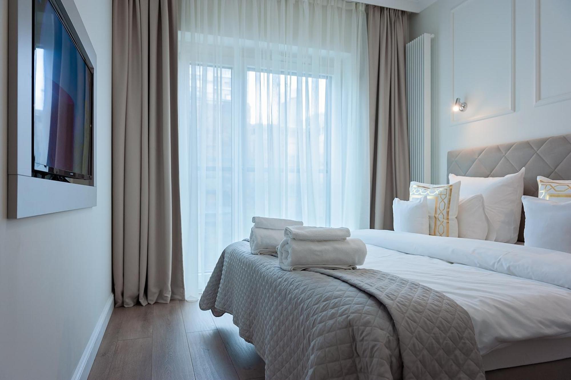 Mennica Residence - Grzybowska 43A Warsaw Luaran gambar